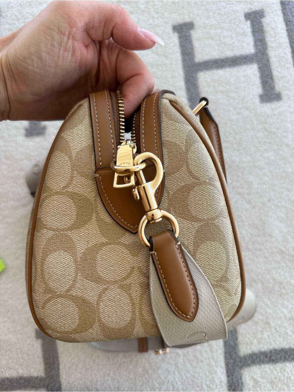 Coach Beige and Ivory Signature Barrel Satchel with Detachable Strap - Picture 6 of 14
